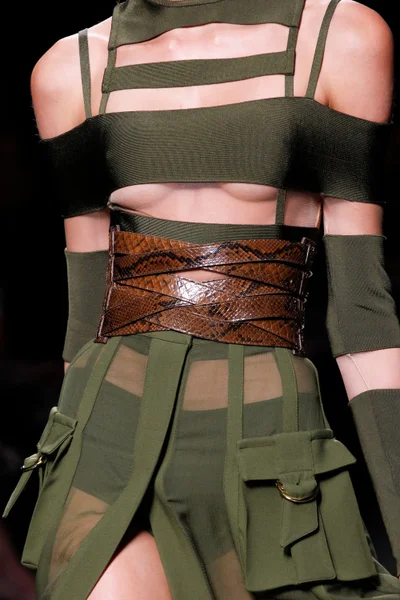 Look 6